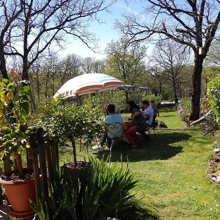 Aux Deux Colombes Bed & Breakfast Padirac Luaran gambar